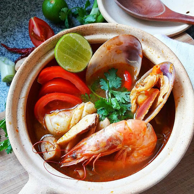 Inilah Resep Cara Membuat Tom Yam Seafood Enak & Lezat Inilah Resep Cara Membuat Tom Yam Seafood Enak & Lezat